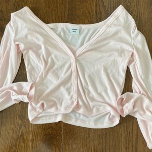 Light pink cropped button up long sleeve